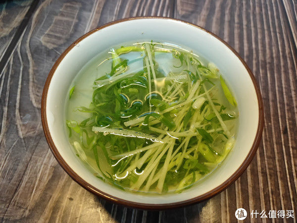 鱼肉|做清蒸鱼时，记住“2不放2窍门”，鱼肉鲜嫩无腥味，越吃越香