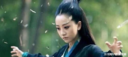 葵花宝典!金庸武侠十大邪门功法,葵花宝典才排第三,第一却被傻子练成