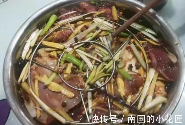 卤牛肉时，记住“1腌2泡”，牛肉不腥不柴，好吃还缩水小