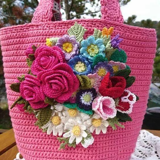 小花片 55款超美的钩花包包,只要会钩不同的花,拼缝在一起,就能做出