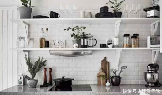搁物板|为什么有钱人厨房不做吊柜了头次见这种设计,好看实用又省空间