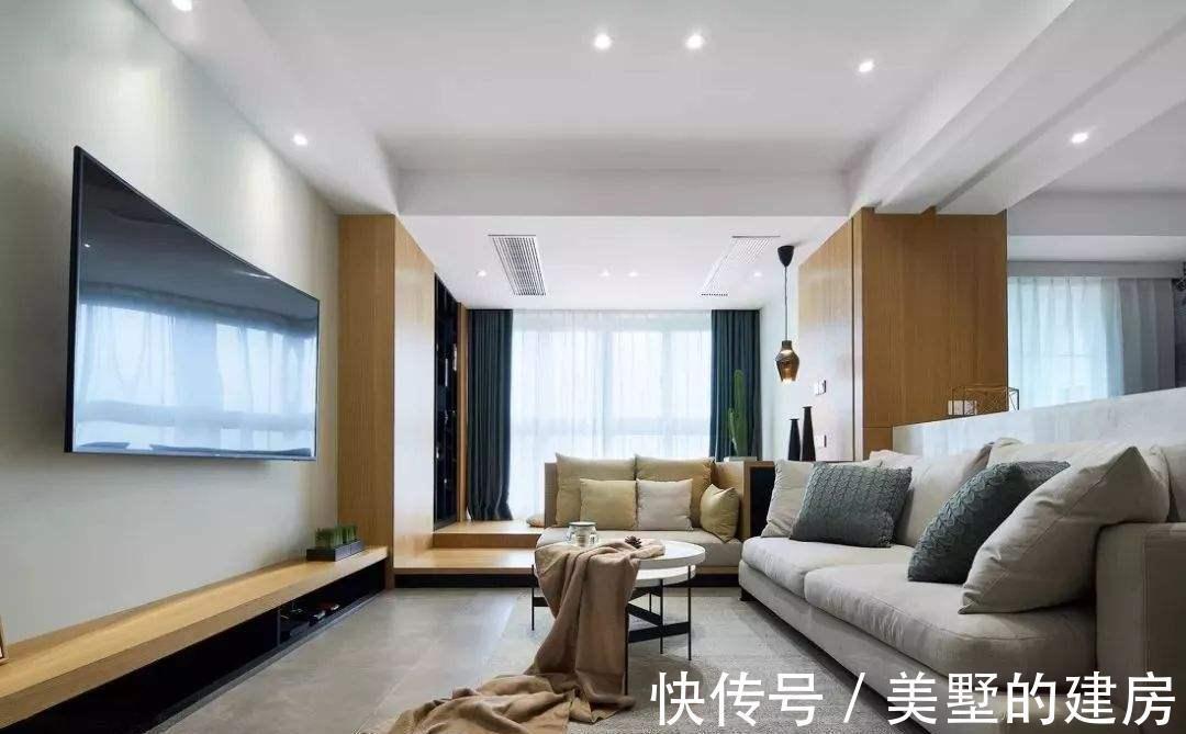 窗帘|客厅阳台一体设计,窗帘应该挂在哪?怎么挂?