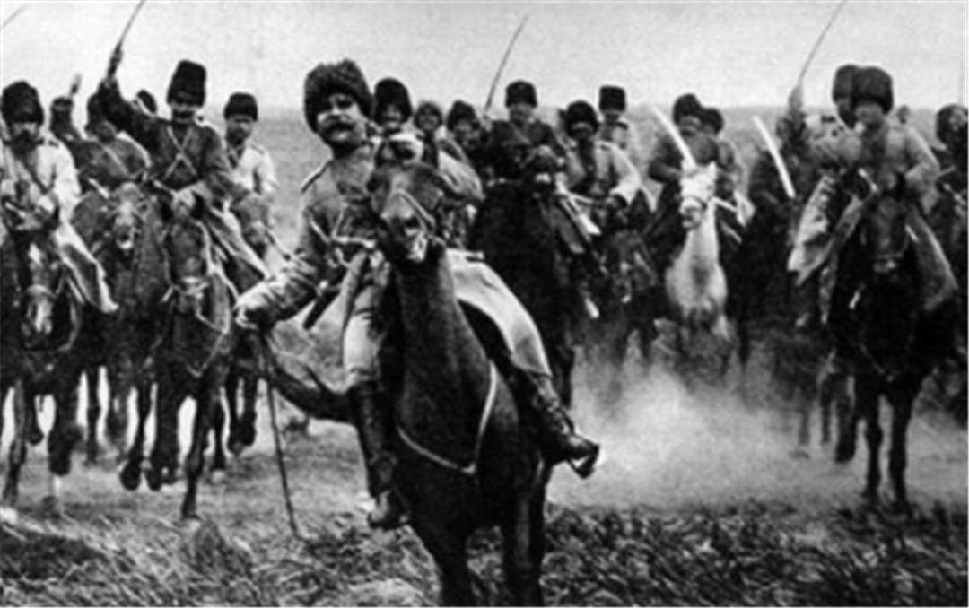 哥萨克|为什么打遍天下无敌手的哥萨克骑兵11万人连8千日军都打不过