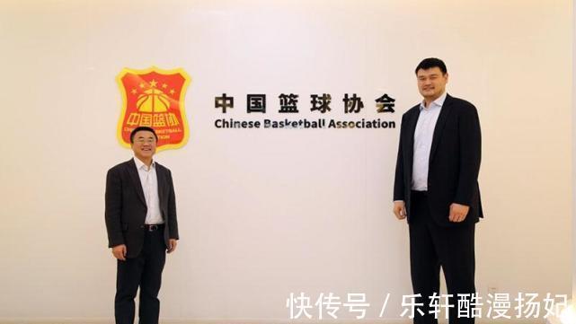 主席|巨人姚明作為中國籃協(xié)主席，他的行政級(jí)別如何薪資待遇多少
