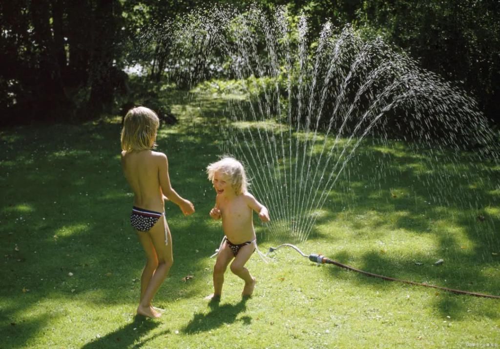 冤枉|“怎样教育别人的孩子”，每个家长都很懂！遇到自家孩子就完蛋！