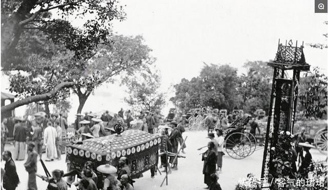 人死后土葬好还是火葬好?北大一位教授一语点出殡葬制度缺陷!