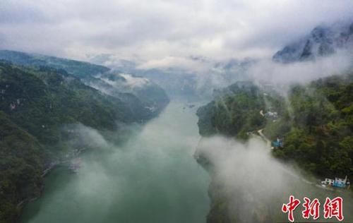 烟雨西陵峡 水墨展灵秀