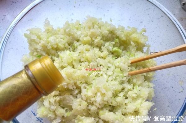 饺子馅里最不能放这东西,许多人都放了,难怪饺子不鲜没香味!