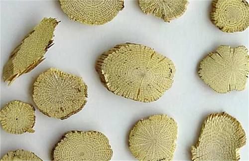 卫计委|从日本小柴胡事件说起，中草药的毒副作用是中草药的问题吗?