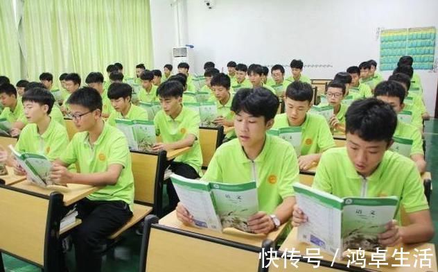 选择学校|中考后孩子选公办高中还是民办高中？以下3点家长可参考