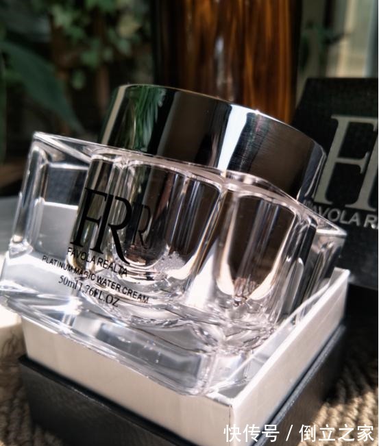 olay 女人吃土也要买的6款抗衰老护肤品 青春和美丽是无价的!