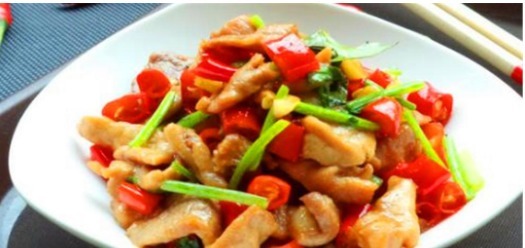 辣椒炒肉有诀窍,只要多加这一步,肉质嫩滑爽口