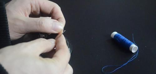 家里有废弃不用的铁皮茶叶盒吗 这个用途太厉害了, 越早知道越好