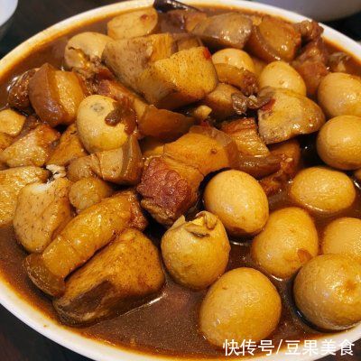 芋头红烧肉|鹌鹑蛋芋头红烧肉