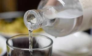  好处|每天喝2两酒的人怎么样了？30度的酒和50度的酒，有什么不同？