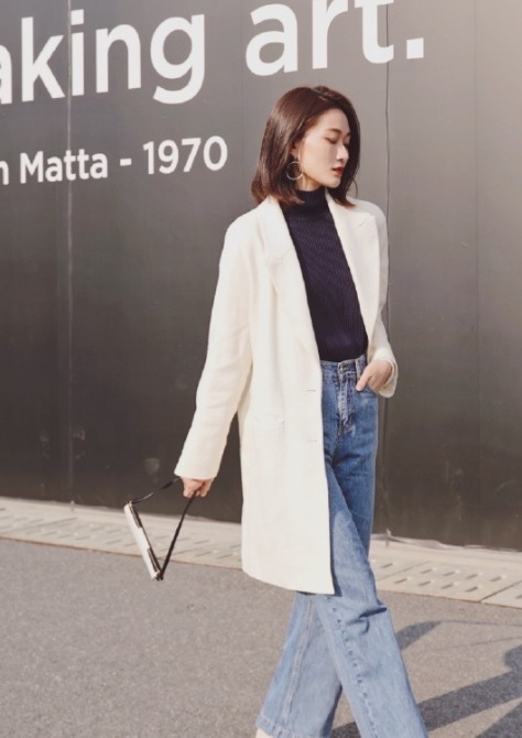 紧身裤 穿来穿去,还是更爱“阔腿裤”,遮肉显瘦又百搭,咋穿都好看