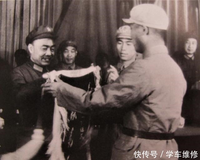 否决|他是作战处长出身的政委，作战方案被新司令否决，后一直默默无闻