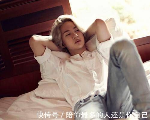 王牌对王牌|《王牌对王牌》收视率破2，王一博最佳主创，富二代虞书欣上榜