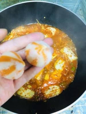 天气越来越冷,送您暖身汤,泡菜肥牛汤,做法简单,吃了全身暖