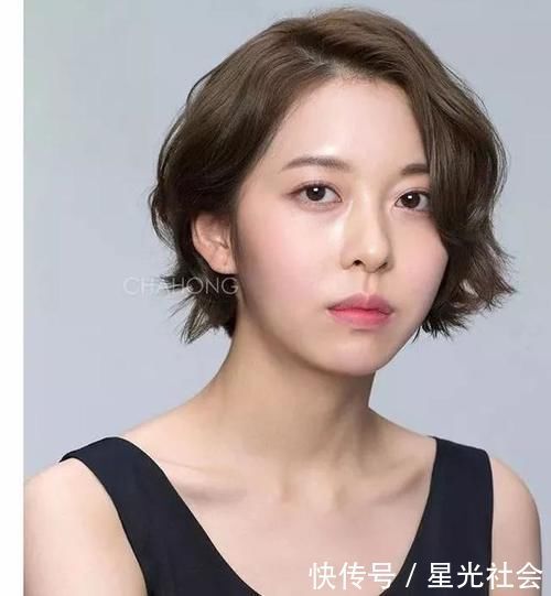 短发|纠结长发or短发?圆脸、方脸女生这样选发型才最美!
