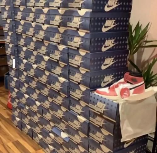 真不要脸了？主理人亲自下场给后门贩子写感谢信