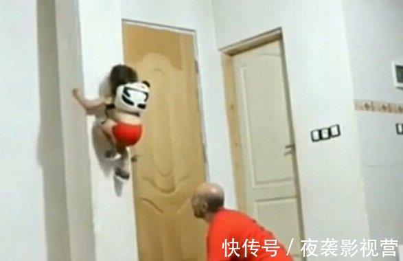 爸爸|爸爸假扮僵尸吓3岁女儿,女儿接下来的行为,爸爸直接瞪大了双眼