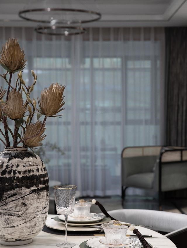 古韵|这对夫妻晒出146㎡之家,一点都不豪华的“中式”,却被深深迷住