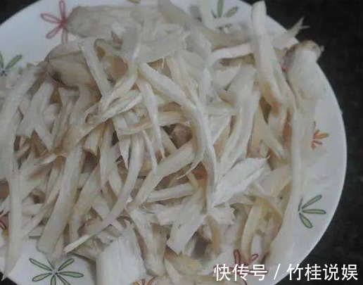 菌柄|很多人不知道,它是天然碱性食物,补血防脱发,人到中年要多吃