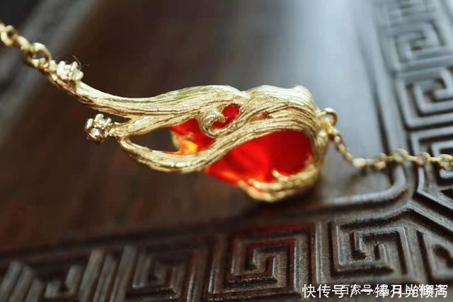 把珠宝做成心脏的样子，分享一些充满创意元素的珠宝