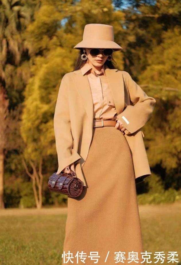 2021流行色分析,驼色+这5种颜色,更能凸显高级感