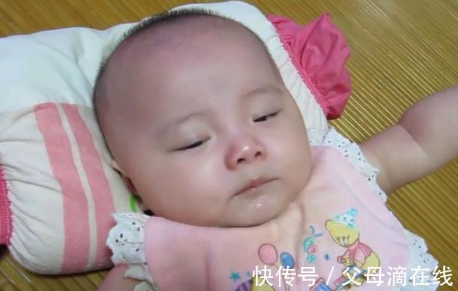 妈妈|宝宝只“哭给妈妈看”，被宝爸吐槽是“戏精”，为何娃喜欢磨妈妈