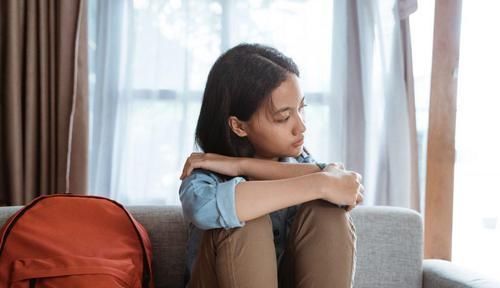 家长|家长鼓励孩子的7句话,却伤孩子最深,不信你没有说过