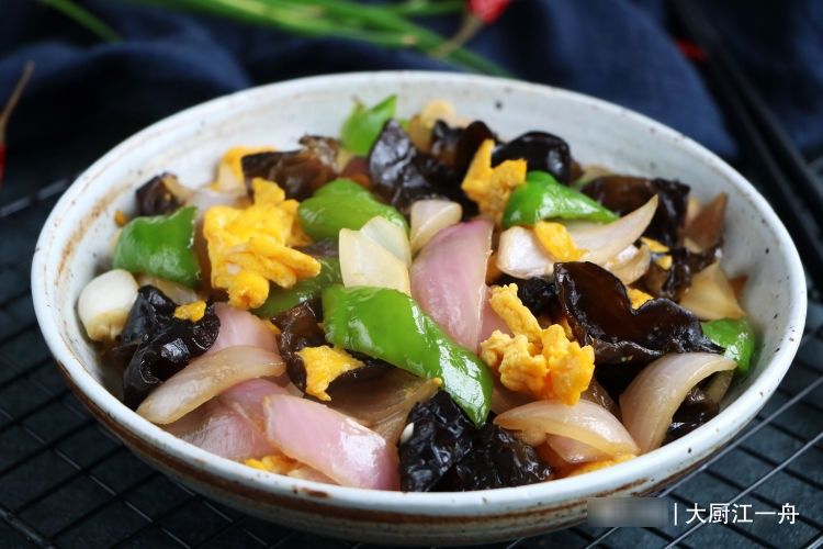 冬天，分享5道下饭菜，荤素搭配，下饭好吃，再不担心冬天没菜吃