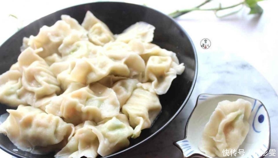 肉馅|这菜最适合夏天, 清热润肺, 用它包饺子比肉馅香百倍, 一咬满嘴汁