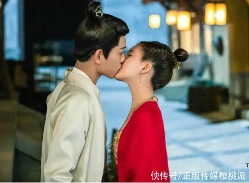 丁禹兮|趙露思大口吃肥肉不怕發(fā)胖，自曝曾吃蒜拍吻戲，害苦了對手男演員