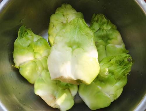 开春，8块钱一斤的菜，含钙量高，清香鲜嫩解油腻，贵也值得吃