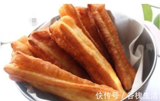 学会这样炸油条,你就可以开店了,外酥里嫩,太好吃