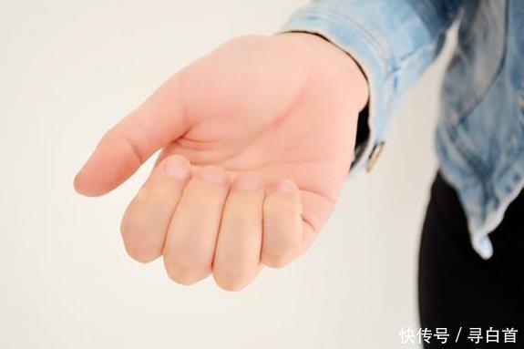 变化|指甲上没“月牙”就是身体不好指甲若没4种变化,说明身体不错