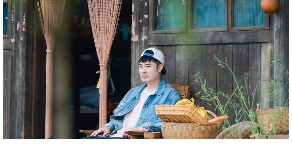 陳赫李誕參加《向往的生活》，勸酒式干活，邊努力邊抱怨