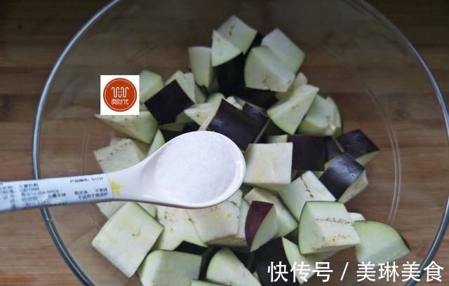 红绿辣椒|我做的烧茄子,不油炸更入味,隔天就做一次,孩子多吃一碗饭!