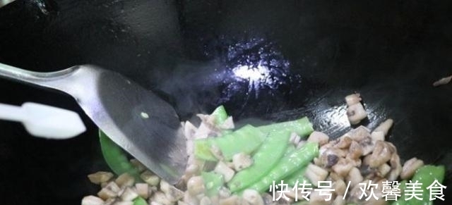 干涩|眼睛干涩流泪要吃“它”！比肉好吃比鱼鲜，改善视力眼明亮