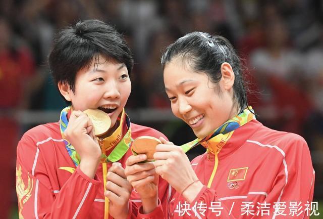 龚翔宇|郎婷合璧所向披靡，女排对荷兰预定3-0，郎平还将练兵考察新人！
