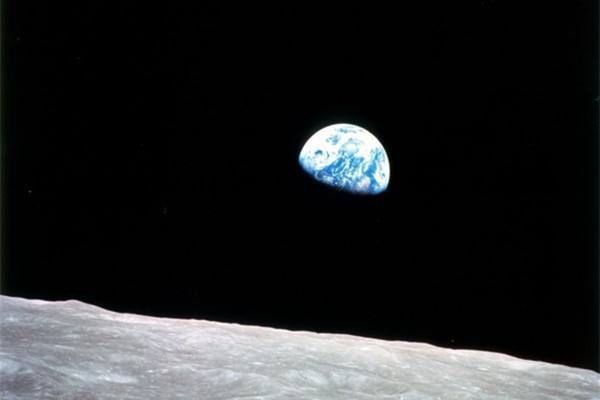 气体 月球为什么没有大气层月球上面到底有什么