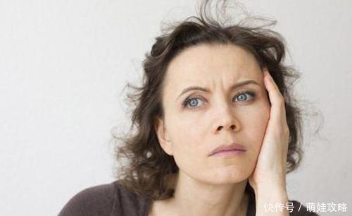 快走|女人到了更年期,身体会出现3种常见“问题”补足气血很重要