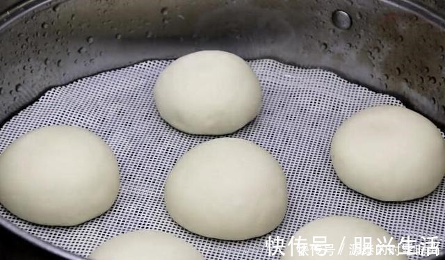 蒸馒头，掌握这6大技巧，保证馒头个个光滑筋道，又香又软又好吃