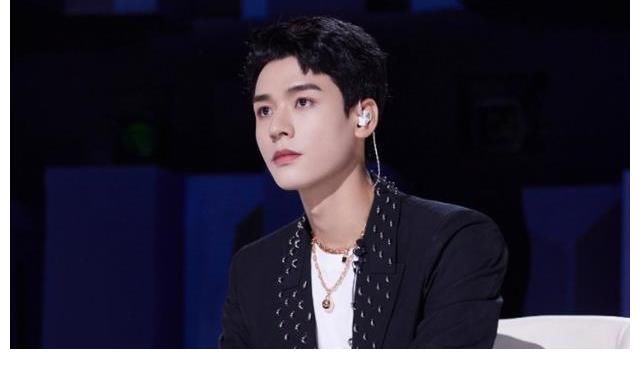 湖南衛(wèi)視跨年陣容真豪華，龔俊楊紫驚喜加盟，他連續(xù)9年登臺