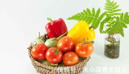 痛风患者|尿酸高5类食物要忌口，会让尿酸越来越高，痛风“缠上”你！