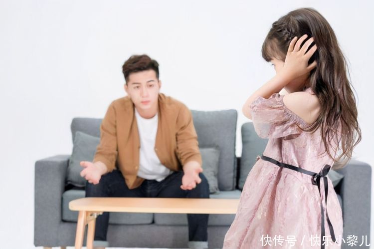 特别|孩子在妈妈面前就特别不乖?这是孩子的“两面性”,家长了解吗