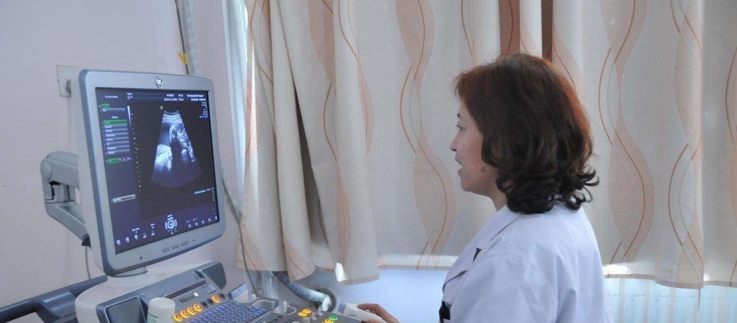 小莉|女子怀孕11个月,从未做过产检,看到孩子的样子一家人傻了眼