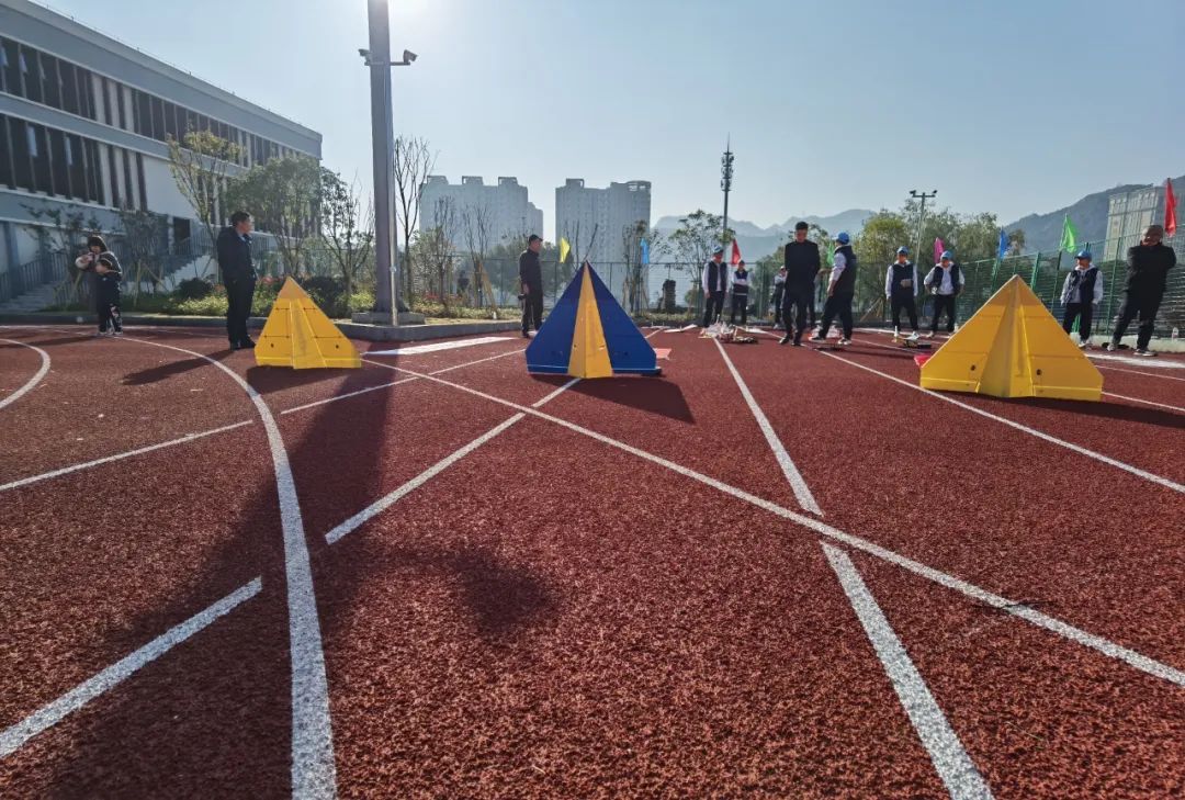 科普|今天，永嘉这所学校上空有好多飞机！